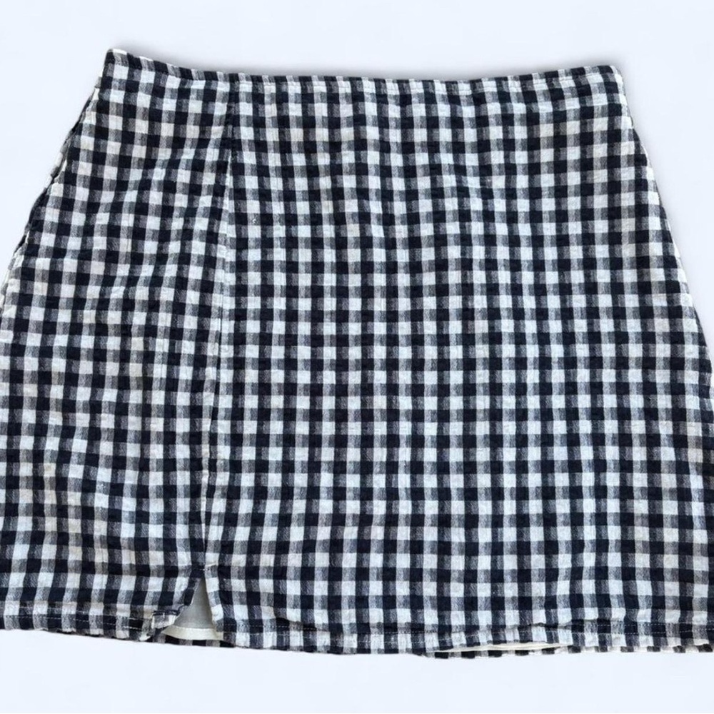 American Eagle Outfitters Navy Blue and White Gingham Skirt